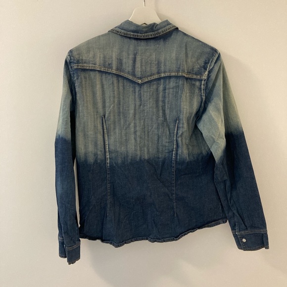 Western-Style Denim Shirt - Picture 2 of 3